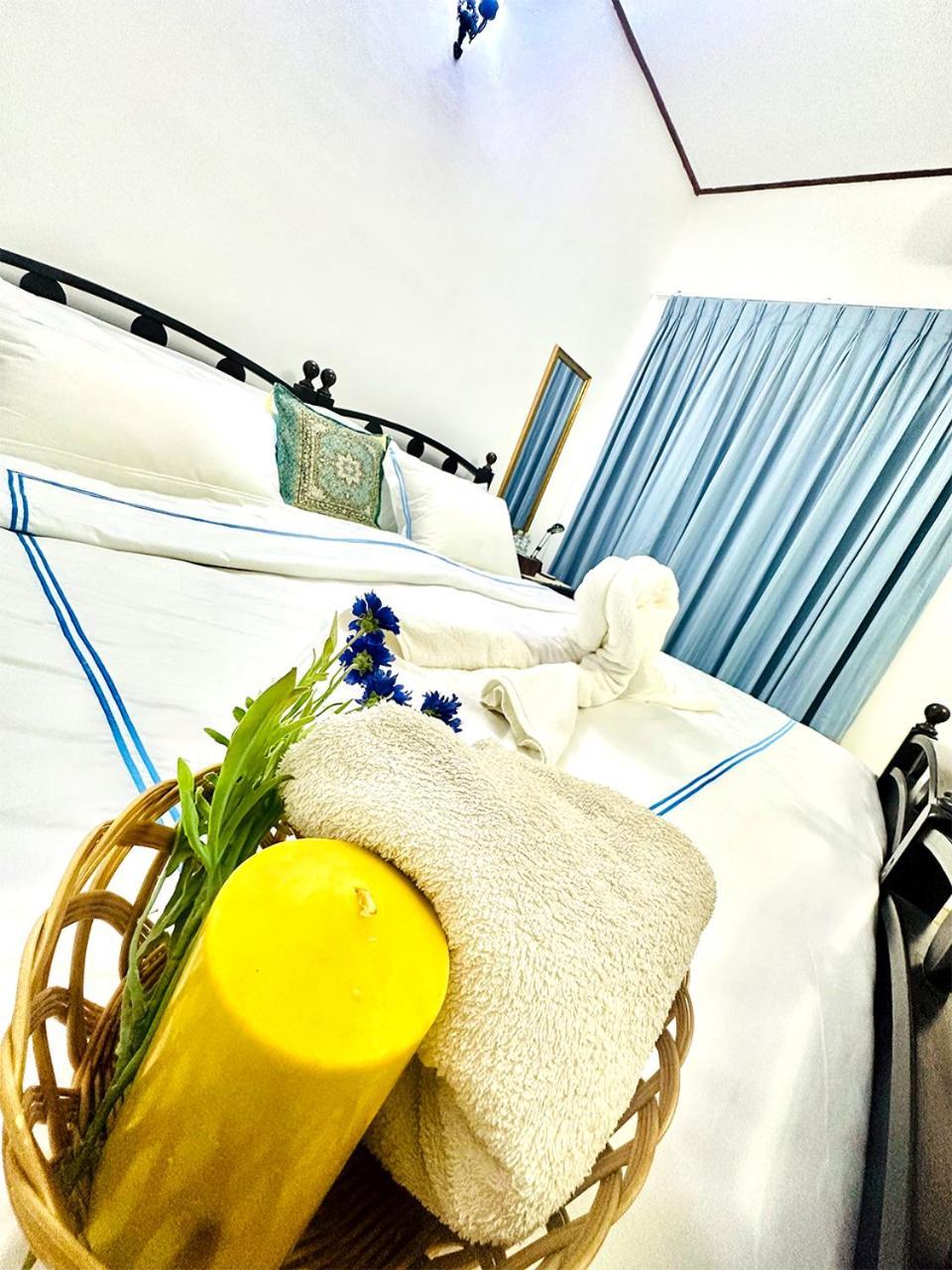 Sea Breeze Guest house *
