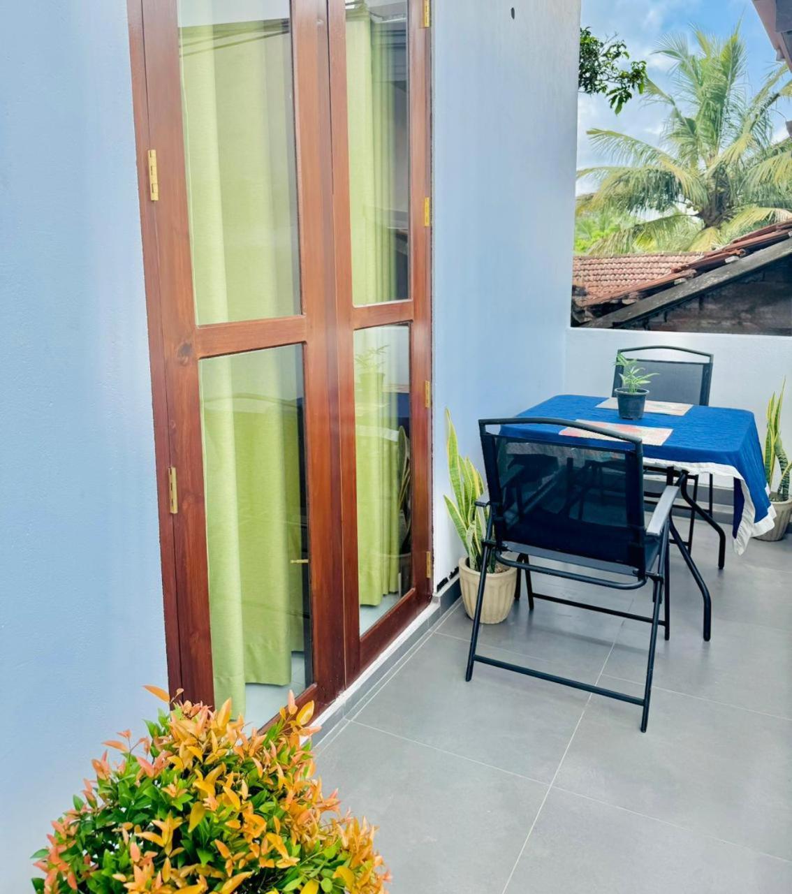 Sea Breeze Guest house *