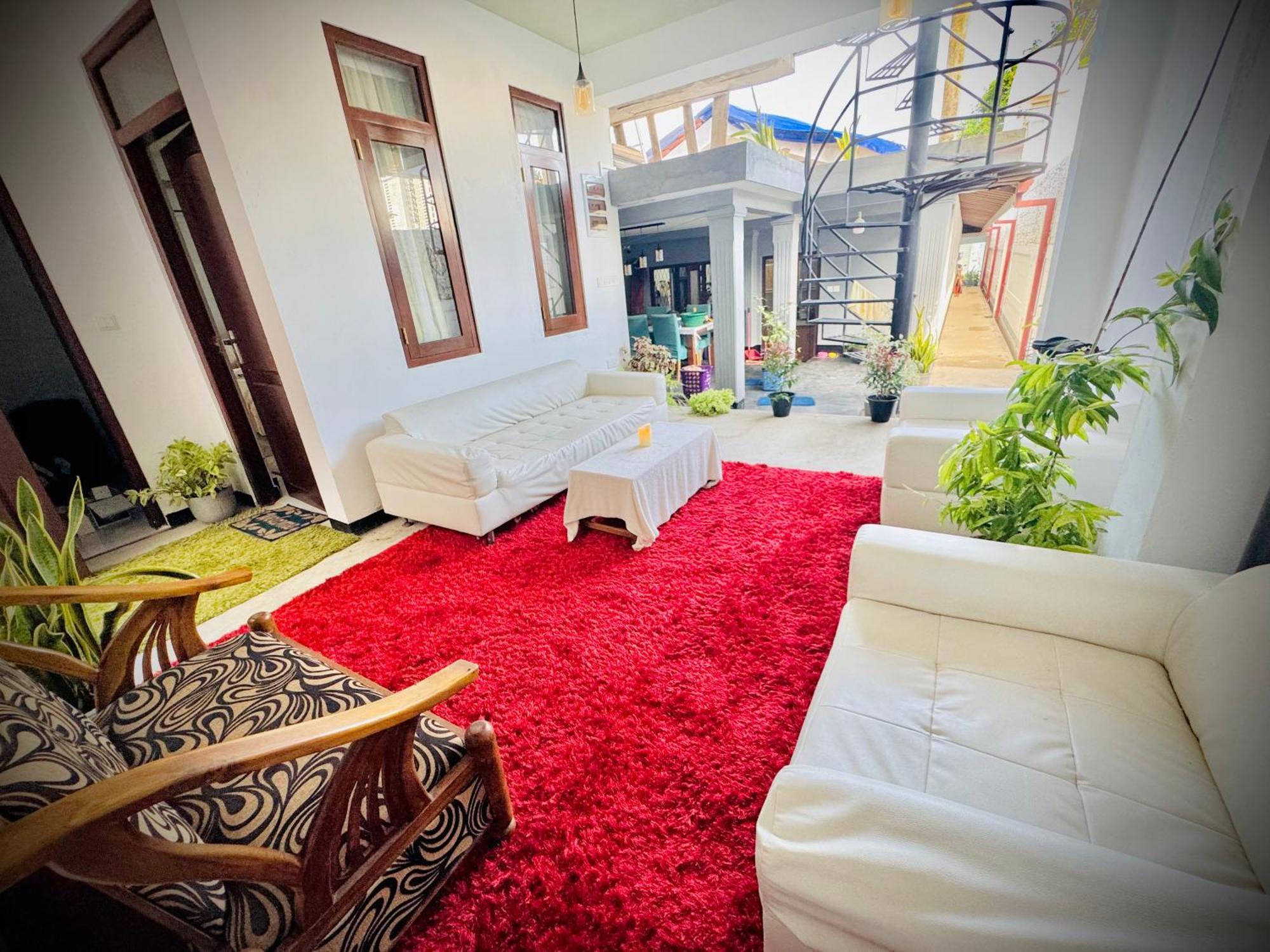 Sea Breeze Negombo